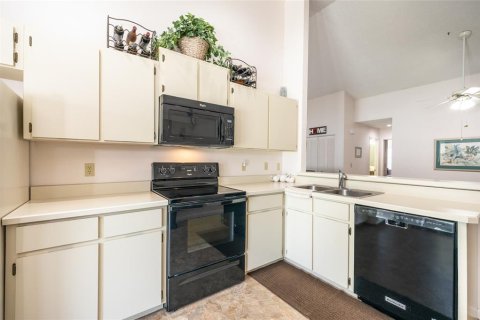 House in Palm Coast, Florida 2 bedrooms, 120.59 sq.m. № 2207852 - photo 11