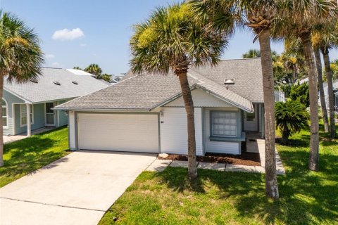 House in Palm Coast, Florida 2 bedrooms, 120.59 sq.m. № 2207852