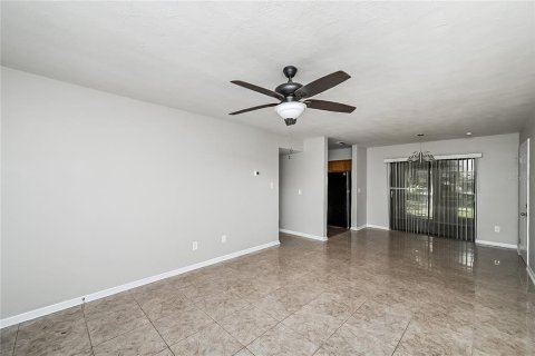 Casa en alquiler en Clearwater, Florida, 3 dormitorios, 110.93 m2 № 1882967 - foto 3