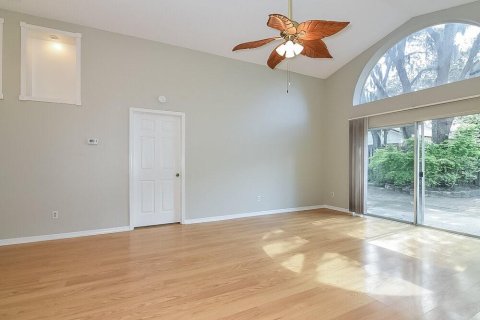 Casa en alquiler en Valrico, Florida, 3 dormitorios, 135.73 m2 № 1914687 - foto 3