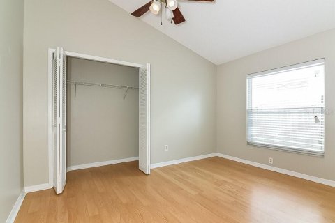 Casa en alquiler en Valrico, Florida, 3 dormitorios, 135.73 m2 № 1914687 - foto 8