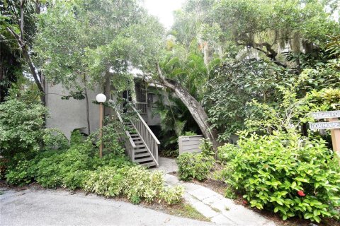 Condominio en alquiler en Sarasota, Florida, 3 dormitorios, 122.63 m2 № 1349088 - foto 1