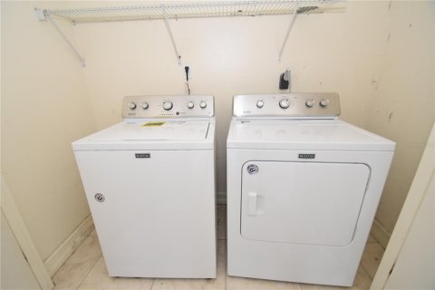 Condo in Sarasota, Florida, 3 bedrooms  № 1349088 - photo 12