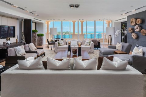 Condo in Fisher Island, Florida, 5 bedrooms  № 1860866 - photo 3