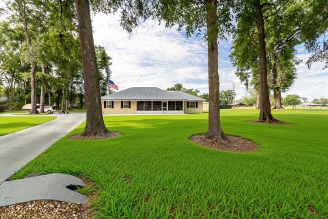 Casa en venta en Fort White, Florida, 3 dormitorios, 176.7 m2 № 2110342 - foto 2