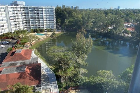 Appartement à louer à Miami, Floride: 1 chambre, 82.59 m2 № 1997515 - photo 14