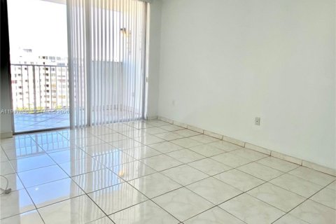 Appartement à louer à Miami, Floride: 1 chambre, 82.59 m2 № 1997515 - photo 17