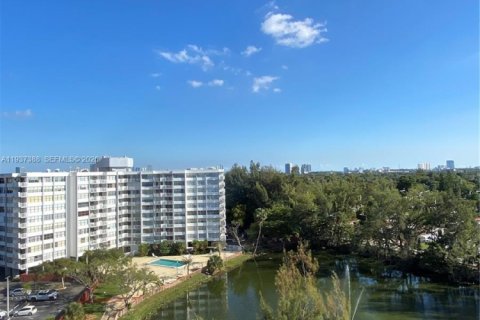 Appartement à louer à Miami, Floride: 1 chambre, 82.59 m2 № 1997515 - photo 12