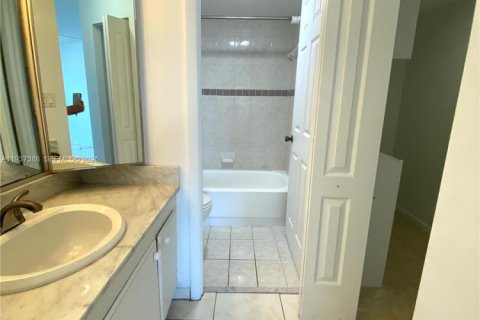 Appartement à louer à Miami, Floride: 1 chambre, 82.59 m2 № 1997515 - photo 22