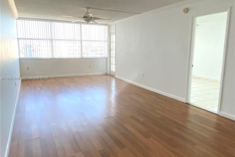 Appartement à louer à Miami, Floride: 1 chambre, 82.59 m2 № 1997515 - photo 10