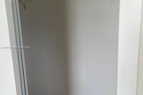 Appartement à louer à Hialeah, Floride: 2 chambres № 2052395 - photo 19