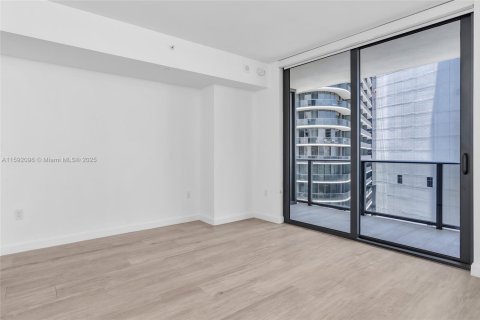 Купить кондоминиум в Майами, Флорида 1 спальня, 73.58м2, № 1961663 - фото 18