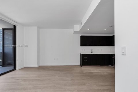 Купить кондоминиум в Майами, Флорида 1 спальня, 73.58м2, № 1961663 - фото 9