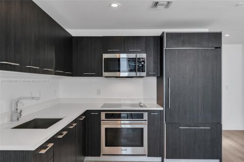 Купить кондоминиум в Майами, Флорида 1 спальня, 73.58м2, № 1961663 - фото 6