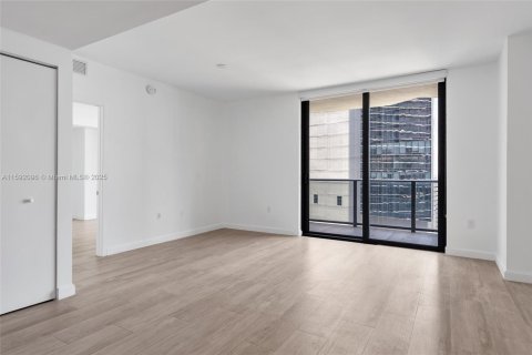 Купить кондоминиум в Майами, Флорида 1 спальня, 73.58м2, № 1961663 - фото 8