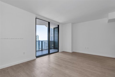 Купить кондоминиум в Майами, Флорида 1 спальня, 73.58м2, № 1961663 - фото 10