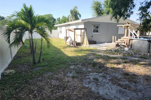 House in Ruskin, Florida 4 bedrooms, 161.65 sq.m. № 1801406 - photo 8