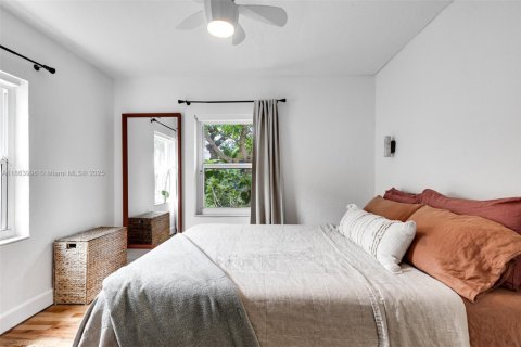 Villa ou maison à vendre à Miami, Floride: 2 chambres, 106.47 m2 № 1891190 - photo 14