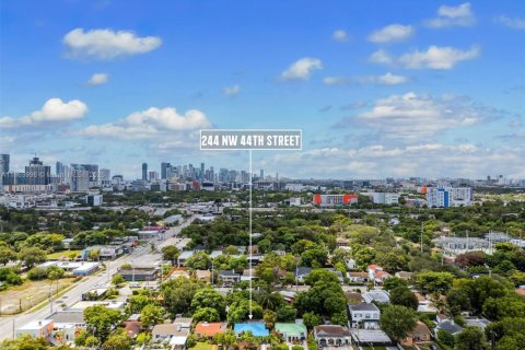 Villa ou maison à vendre à Miami, Floride: 2 chambres, 106.47 m2 № 1891190 - photo 24