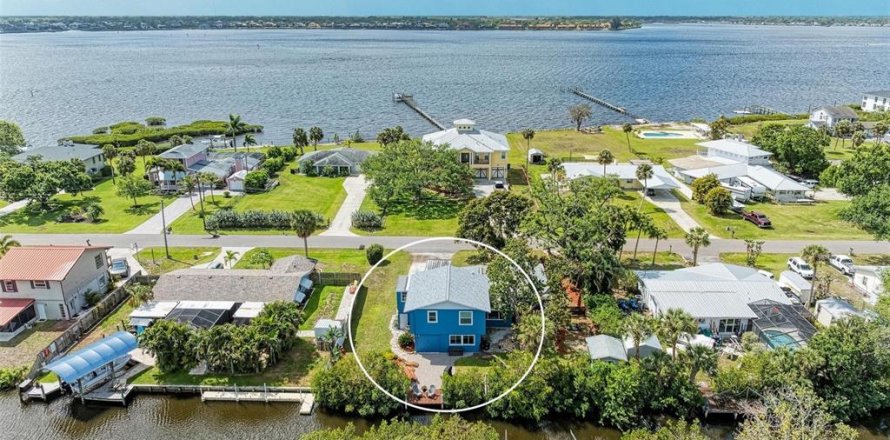 Casa en Ellenton, Florida 4 dormitorios, 248.51 m2 № 2215065