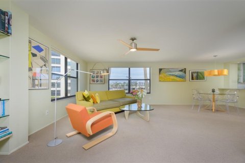 Condo in Sarasota, Florida, 2 bedrooms № 2149467 - photo 10