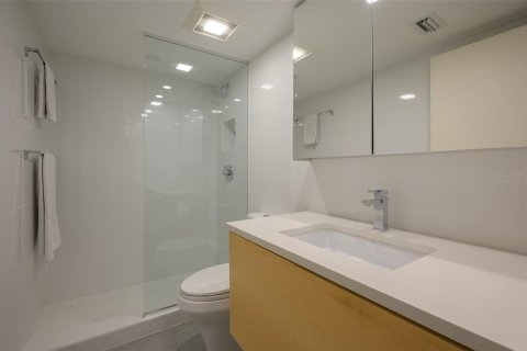 Condo in Sarasota, Florida, 2 bedrooms № 2149467 - photo 24