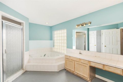 Casa en venta en Clermont, Florida, 4 dormitorios, 225.75 m2 № 1881282 - foto 12