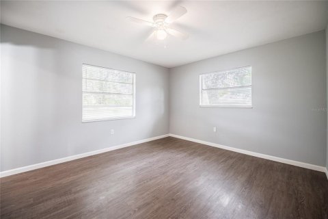 Villa ou maison à vendre à Lakeland, Floride: 3 chambres, 130.43 m2 № 1917130 - photo 8