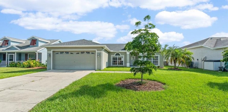 Villa ou maison à Parrish, Floride 4 chambres, 145.86 m2 № 1855559