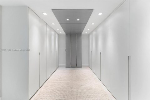 Villa ou maison à vendre à Key Biscayne, Floride: 4 chambres, 618.82 m2 № 1963152 - photo 26