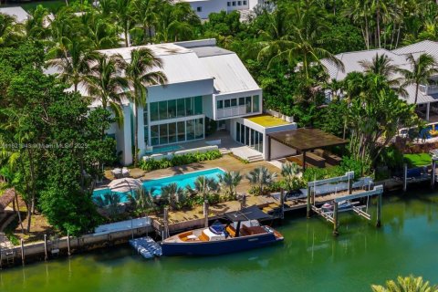 Villa ou maison à vendre à Key Biscayne, Floride: 4 chambres, 618.82 m2 № 1963152 - photo 1