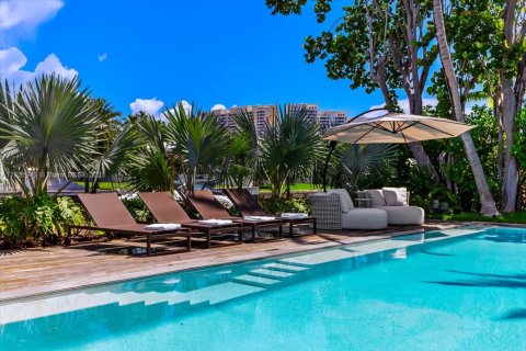 Villa ou maison à vendre à Key Biscayne, Floride: 4 chambres, 618.82 m2 № 1963152 - photo 9