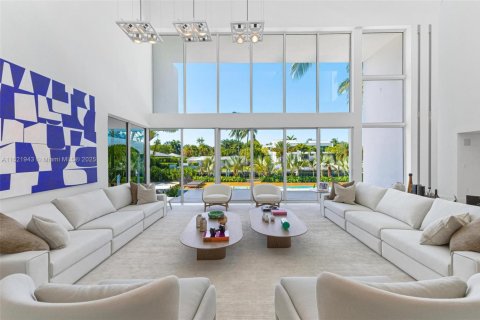 Villa ou maison à vendre à Key Biscayne, Floride: 4 chambres, 618.82 m2 № 1963152 - photo 16