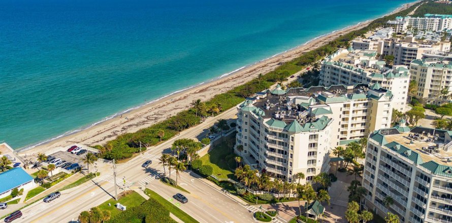 Condominio en Jupiter, Florida, 2 dormitorios  № 2087720