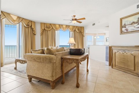Condominio en venta en Jupiter, Florida, 2 dormitorios, 219.44 m2 № 2087720 - foto 12