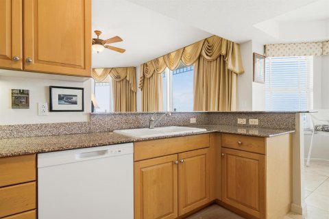 Condominio en venta en Jupiter, Florida, 2 dormitorios, 219.44 m2 № 2087720 - foto 28