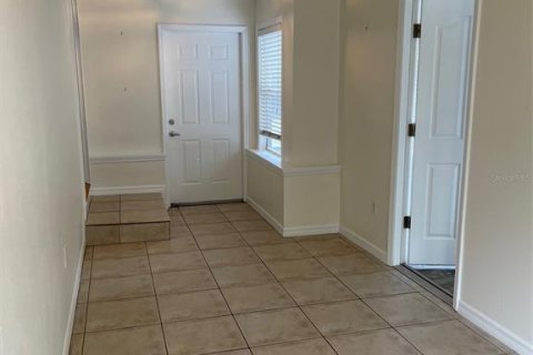 Casa en alquiler en Tampa, Florida, 3 dormitorios, 100.61 m2 № 2142861 - foto 2