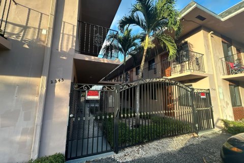 Appartement à Hollywood, Floride 1 chambre, 52.03 m2 № 2179878