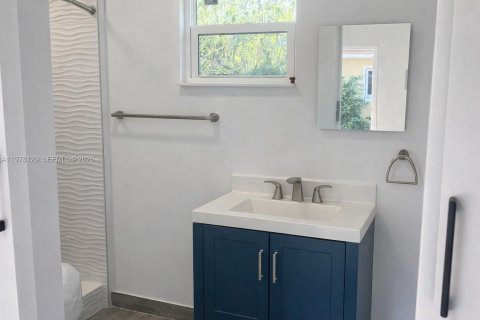Casa en alquiler en Homestead, Florida, 2 dormitorios № 2045127 - foto 6