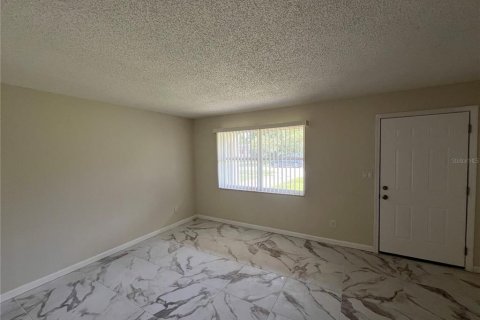 Villa ou maison à louer à Orlando, Floride: 3 chambres, 135.45 m2 № 1851163 - photo 6