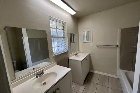 Villa ou maison à louer à Orlando, Floride: 3 chambres, 135.45 m2 № 1851163 - photo 24