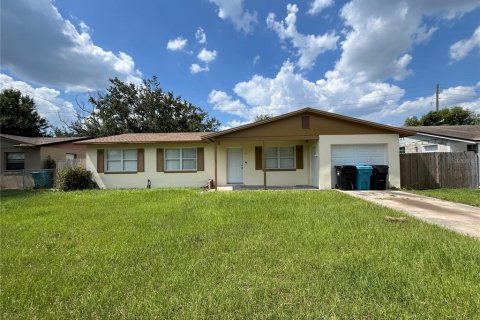 Villa ou maison à louer à Orlando, Floride: 3 chambres, 135.45 m2 № 1851163 - photo 2