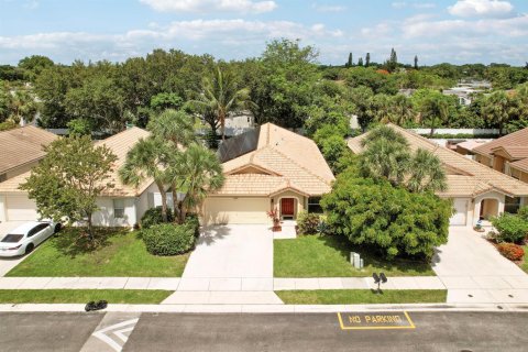 Villa ou maison à vendre à Boynton Beach, Floride: 3 chambres, 154.03 m2 № 2191549 - photo 2