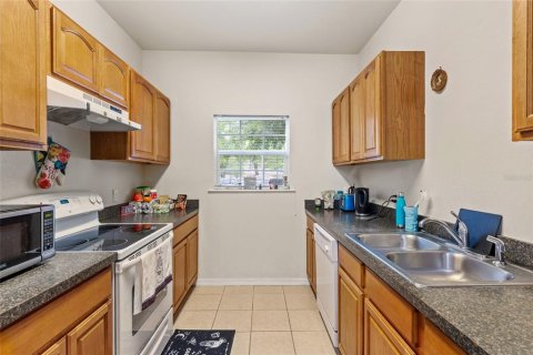 Copropriété à vendre à Gainesville, Floride: 2 chambres, 110.37 m2 № 1808476 - photo 11