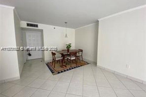 Condominio en alquiler en Miami Beach, Florida, 1 dormitorio, 91.69 m2 № 1929432 - foto 8