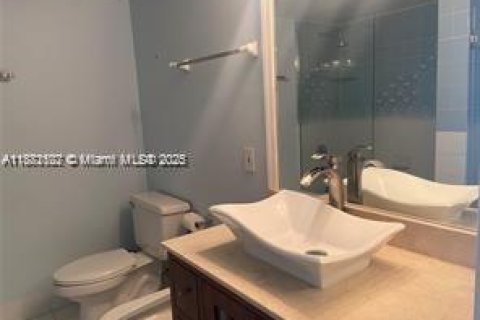 Condominio en alquiler en Miami Beach, Florida, 1 dormitorio, 91.69 m2 № 1929432 - foto 12