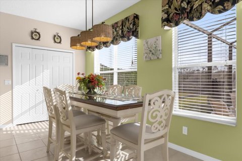 Casa en venta en Kissimmee, Florida, 7 dormitorios, 334.36 m2 № 1556904 - foto 12