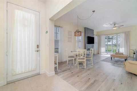 Купить кондоминиум в Пунта-Горда, Флорида 6 комнат, 121.98м2, № 1572609 - фото 4