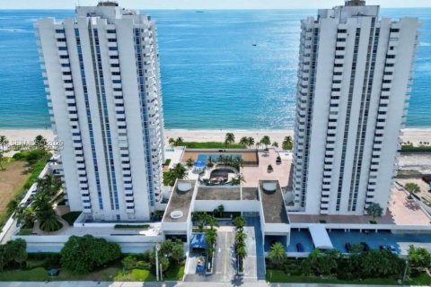 Condo à Pompano Beach, Floride, 2 chambres № 2079937