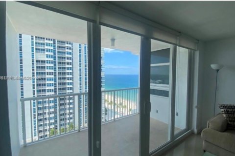 Copropriété à louer à Pompano Beach, Floride: 2 chambres, 148.64 m2 № 2079937 - photo 23